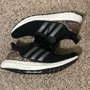 adidas Women's Ultraboost 1.0 DNA Running Shoes